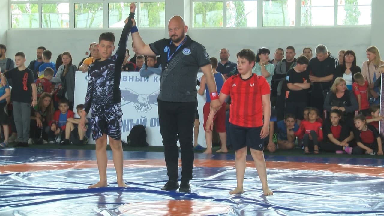 В Затоке впервые прошли соревнования по грепплингу (Видео)