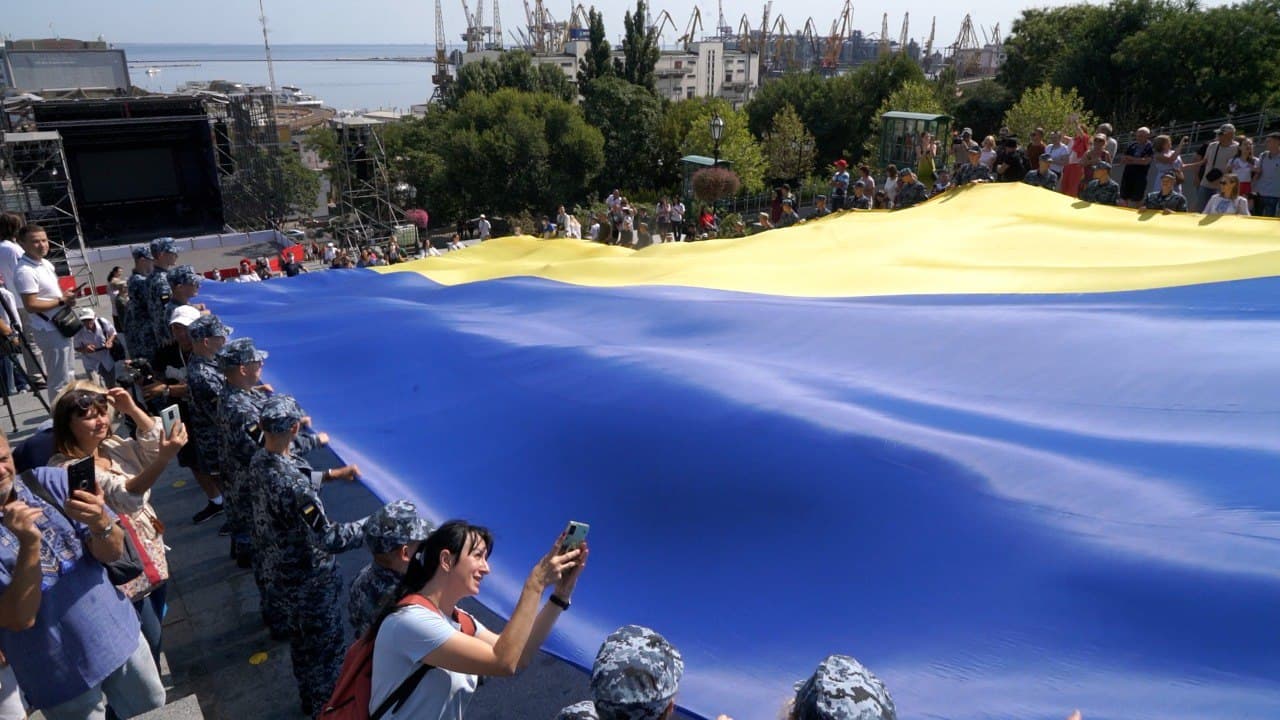 В Украине отмечают День Государственного Флага (Видео)